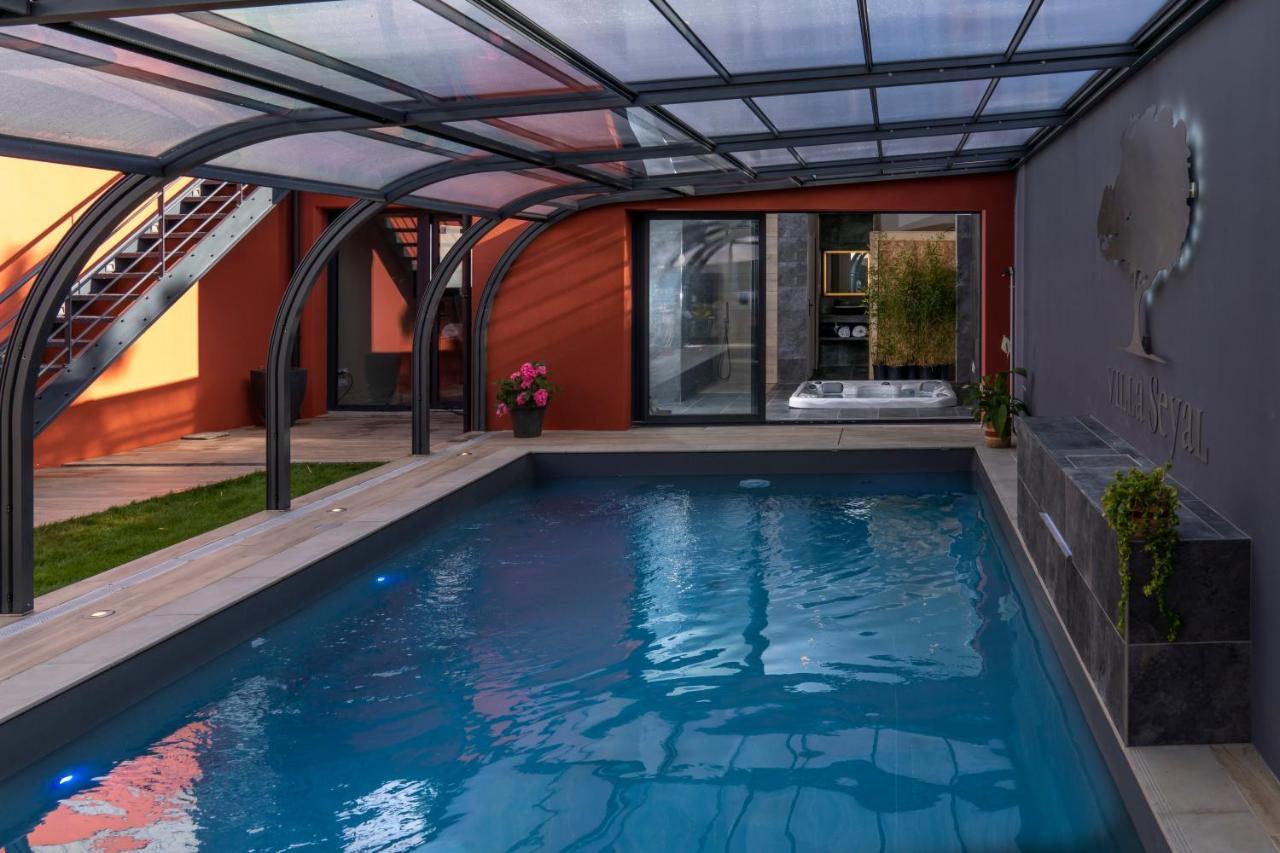 Villa Seyal - Avec Piscine - Jacuzzi - Sauna & Climatisation 르망 외부 사진